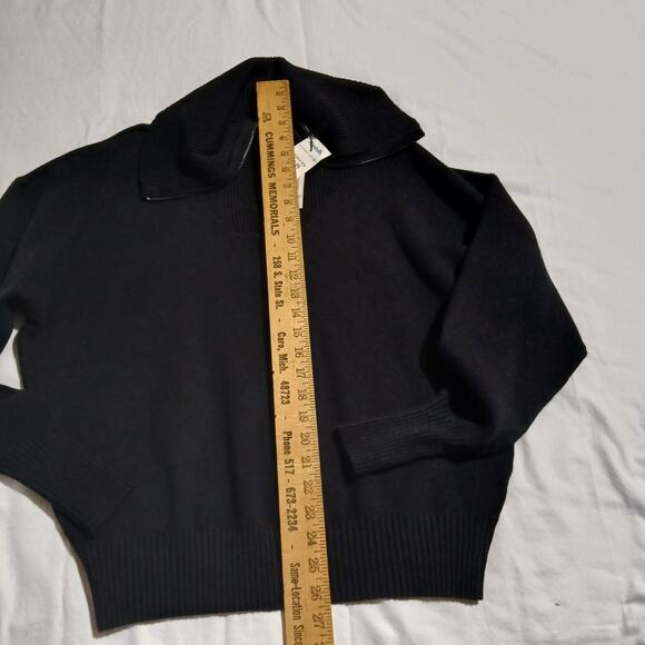 NWT Tahari Women's Medium Black Long-Sleeved Zip-Cowl-Neck Heavyweight Shirt - Picture 13 of 15